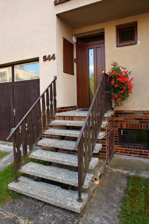 Dum V Ceskem Raji Villa Dolni Bousov Exterior photo